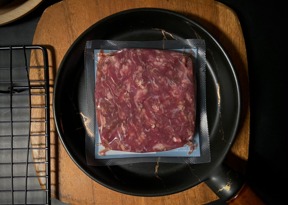 4A01021 牛肉漢堡排 100g(±3%)